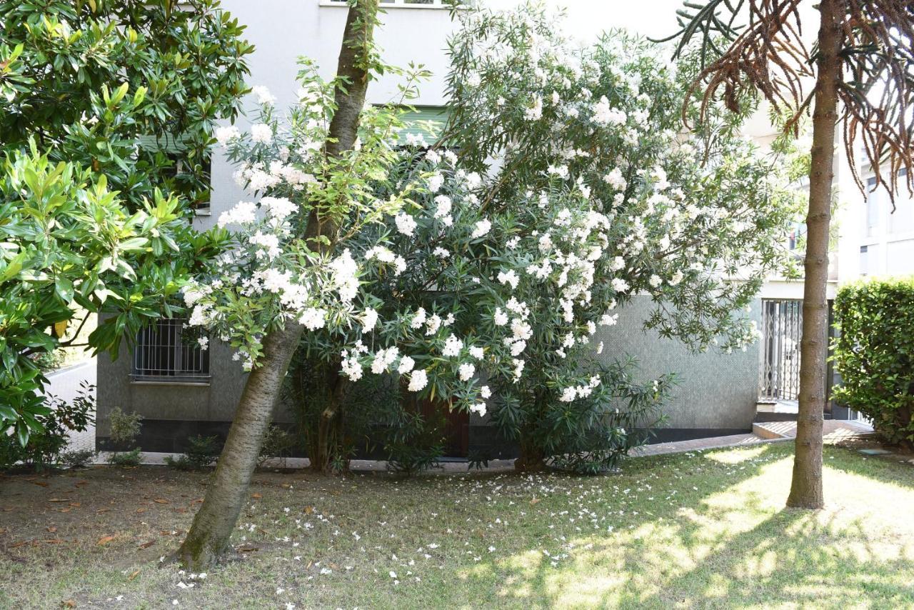 Le Rondinelle Apartment Como Exterior photo